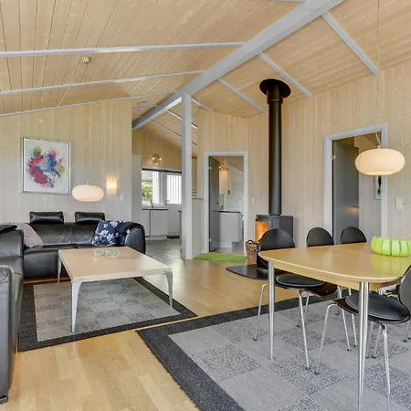 Bellevue Sydals Xi בית נופש Mommark